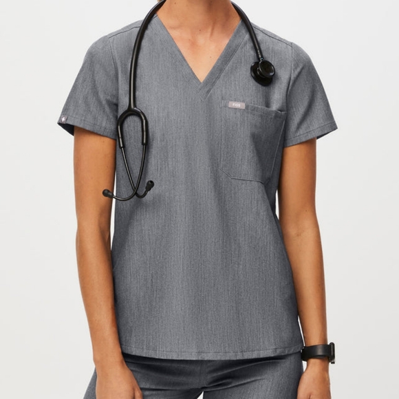 FIGS | Catarina One-Pkt Scrub Top & FIRST Kade Cargo Scrub Pant - Graphite - XXS - Picture 2 of 8